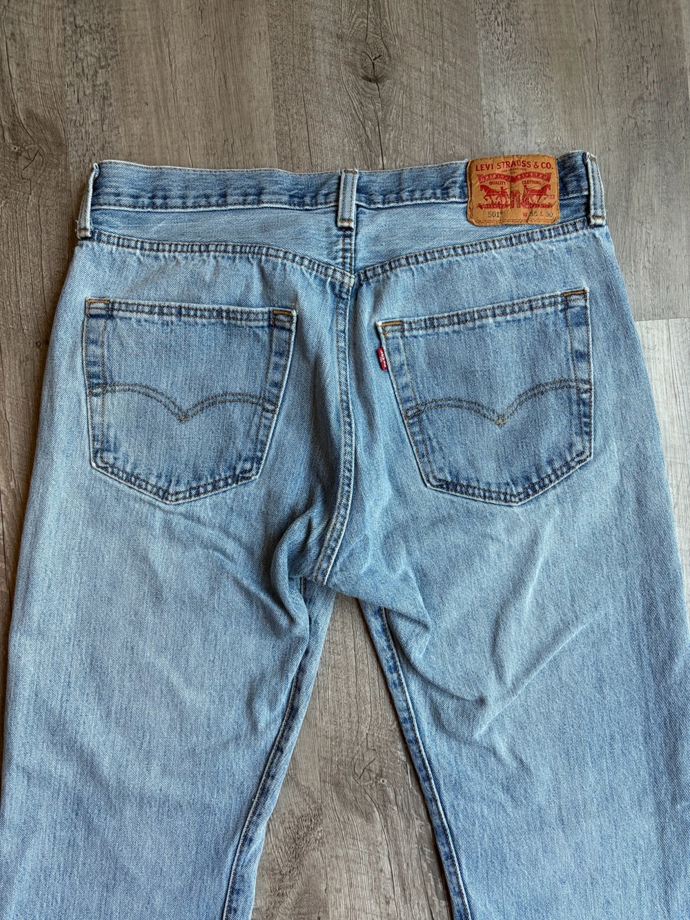 Levi’s 501 - 1993 Classic High-Rise Straight Leg Jeans - Light Blue- vintage - Picture 12 of 16